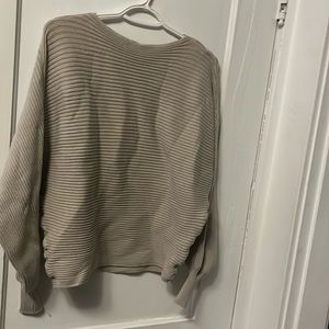 Shirt size:M color: cream